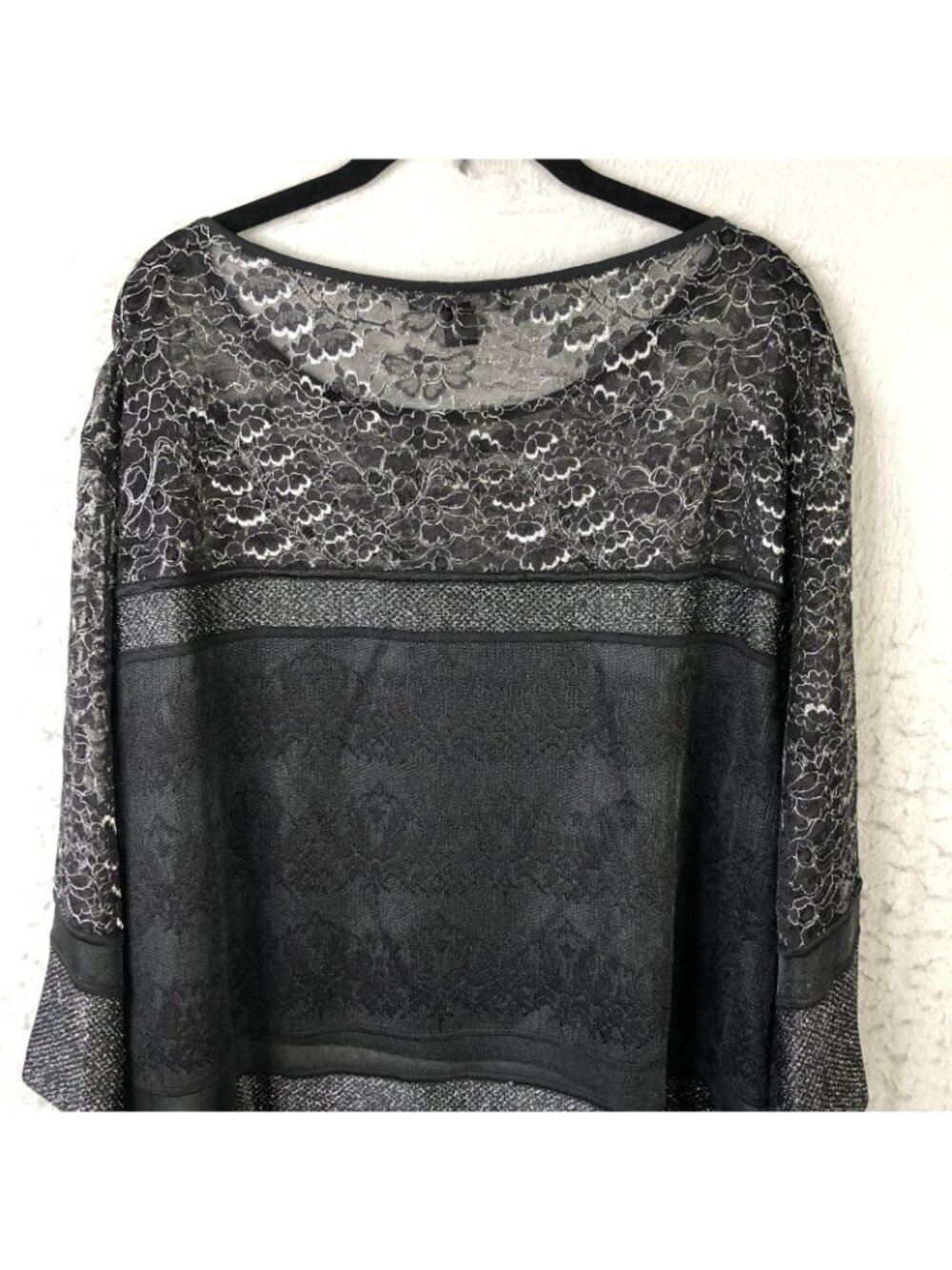 St. John Tunic Blouse Womens XL Black Lace Metallic Floral Bell Sleeve Party - Picture 9 of 16